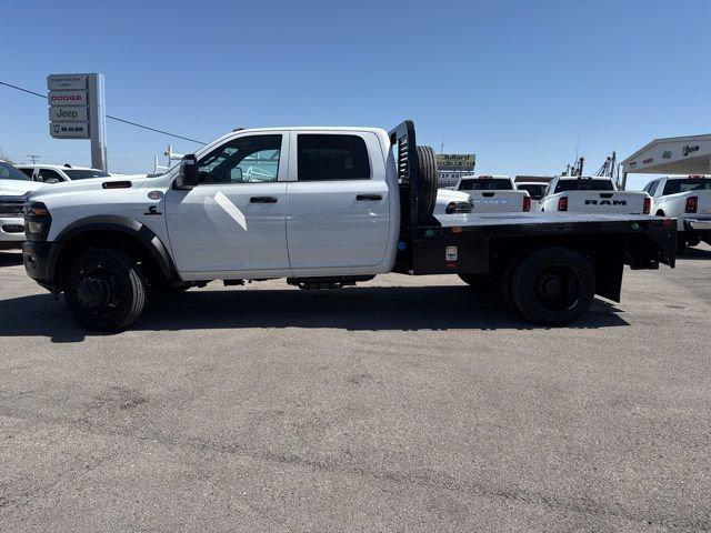 2026 RAM Ram 5500 Chassis Cab RAM 5500 TRADESMAN CHASSIS CREW CAB 4X4 60 CA