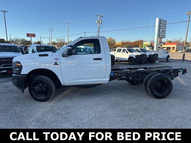 2026 RAM Ram 3500 Chassis Cab RAM 3500 TRADESMAN CHASSIS REGULAR CAB 4X4 60 CA 2026 RAM Ram 3500 Chassis Cab RAM 3500 TRADESMAN CHASSIS REGULAR CAB 4X4 60 CA