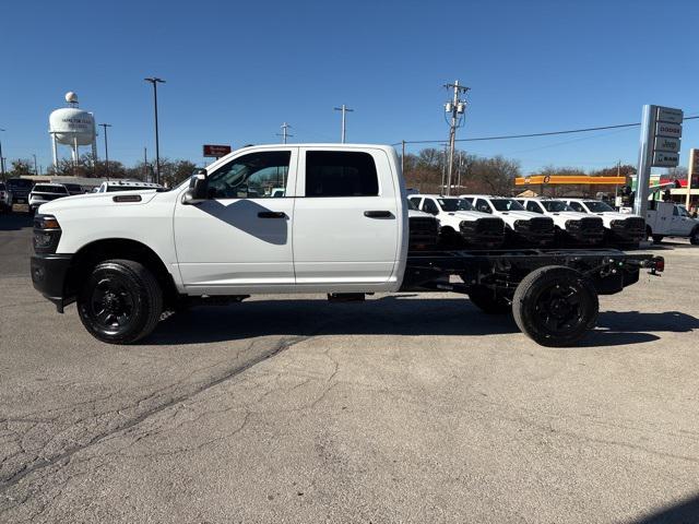 2026 RAM Ram 3500 Chassis Cab RAM 3500 TRADESMAN CREW CAB CHASSIS 4X4 60 CA