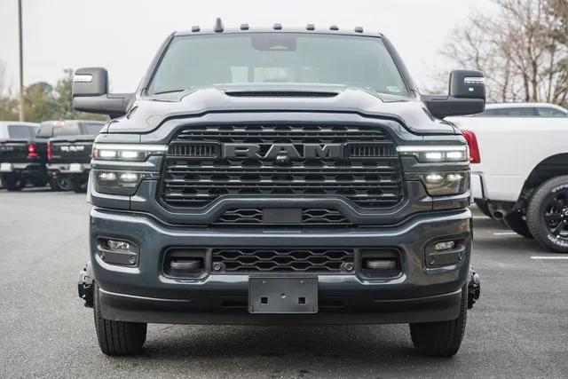 2026 RAM Ram 3500 RAM 3500 LIMITED MEGA CAB 4X4 64 BOX