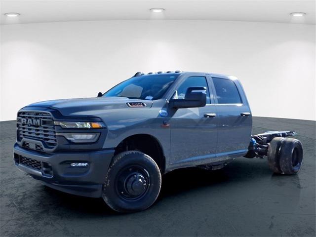 2026 RAM Ram 3500 Chassis Cab RAM 3500 TRADESMAN CREW CAB CHASSIS 4X4 60 CA