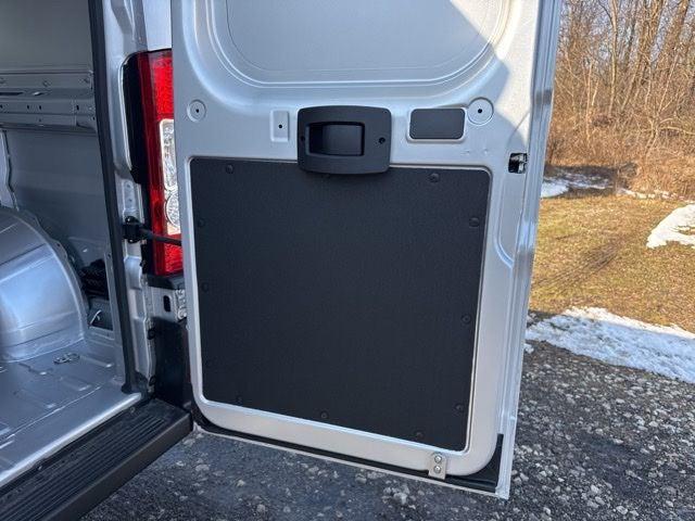 2026 Ram ProMaster Cargo Van Tradesman Low Roof 136" WB w/Pass Seat