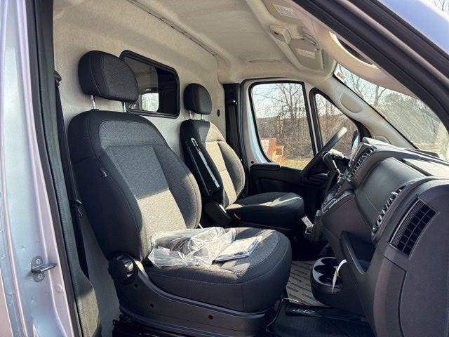 2026 Ram ProMaster Cargo Van Tradesman Low Roof 136" WB w/Pass Seat
