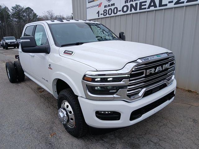 2026 RAM Ram 3500 Chassis Cab RAM 3500 BIG HORN CREW CAB CHASSIS 4X4 60 CA 2026 RAM Ram 3500 Chassis Cab RAM 3500 BIG HORN CREW CAB CHASSIS 4X4 60 CA