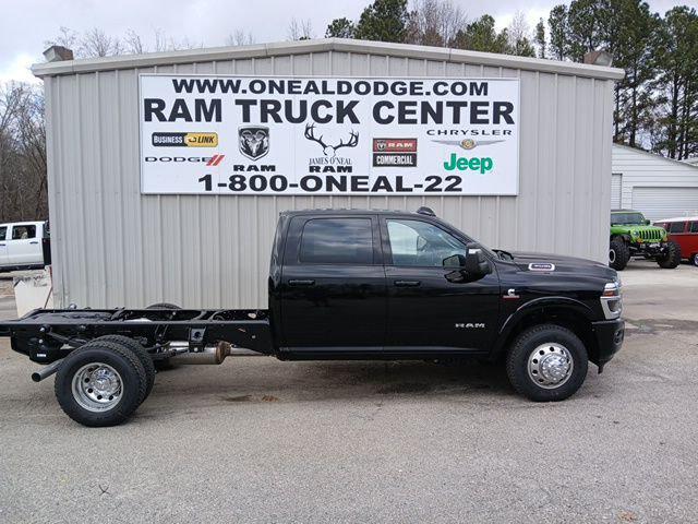 2026 RAM Ram 3500 Chassis Cab RAM 3500 BIG HORN CREW CAB CHASSIS 4X4 60 CA 2026 RAM Ram 3500 Chassis Cab RAM 3500 BIG HORN CREW CAB CHASSIS 4X4 60 CA
