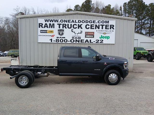 2026 RAM Ram 3500 Chassis Cab RAM 3500 BIG HORN CREW CAB CHASSIS 4X4 60 CA 2026 RAM Ram 3500 Chassis Cab RAM 3500 BIG HORN CREW CAB CHASSIS 4X4 60 CA