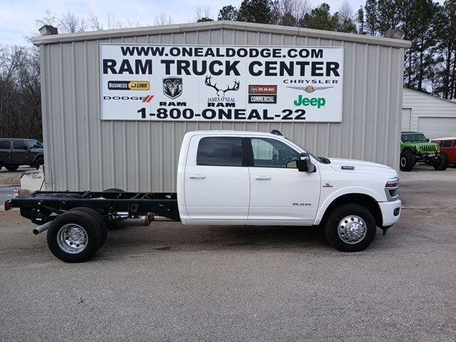 2026 RAM Ram 3500 Chassis Cab RAM 3500 BIG HORN CREW CAB CHASSIS 4X4 60 CA