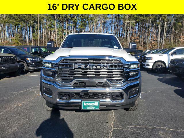 2026 RAM Ram 5500 Chassis Cab RAM 5500 TRADESMAN CHASSIS REGULAR CAB 4X2 120 CA