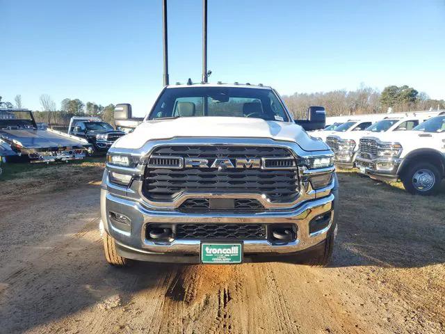 2026 RAM Ram 5500 Chassis Cab RAM 5500 TRADESMAN CHASSIS REGULAR CAB 4X2 120 CA