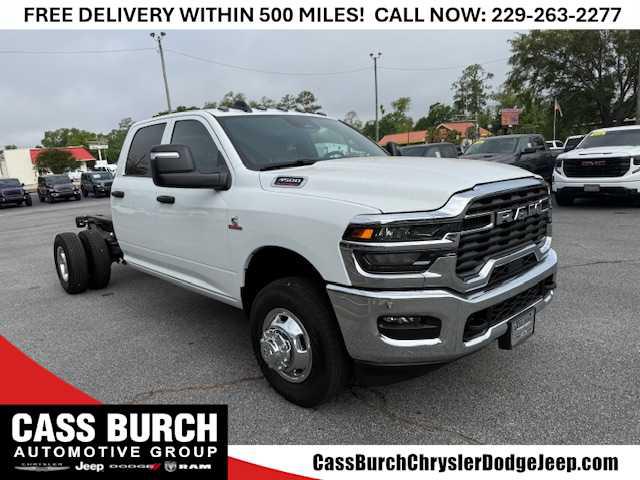 2026 RAM Ram 3500 Chassis Cab RAM 3500 TRADESMAN CREW CAB CHASSIS 4X4 60 CA