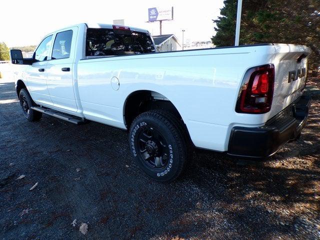 2026 RAM Ram 3500 RAM 3500 TRADESMAN CREW CAB 4X4 8 BOX