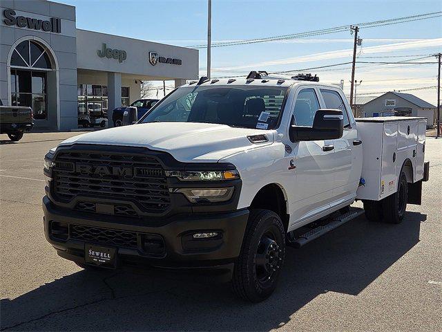 2026 RAM Ram 3500 Chassis Cab RAM 3500 TRADESMAN CREW CAB CHASSIS 4X4 60 CA
