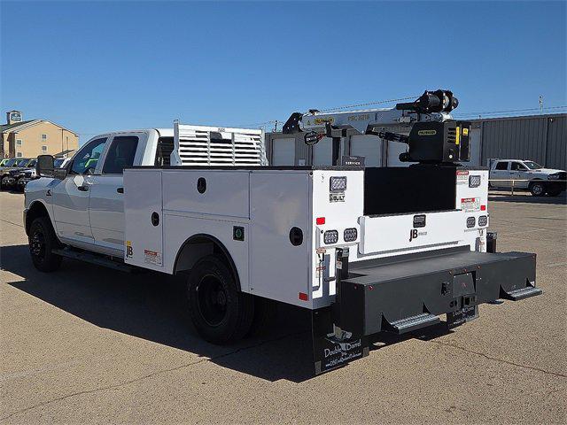 2026 RAM Ram 3500 Chassis Cab RAM 3500 TRADESMAN CREW CAB CHASSIS 4X4 60 CA