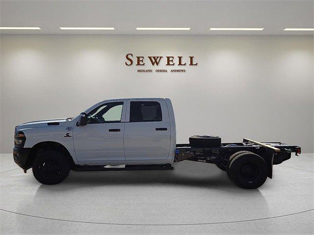 2026 RAM Ram 3500 Chassis Cab RAM 3500 TRADESMAN CREW CAB CHASSIS 4X4 60 CA