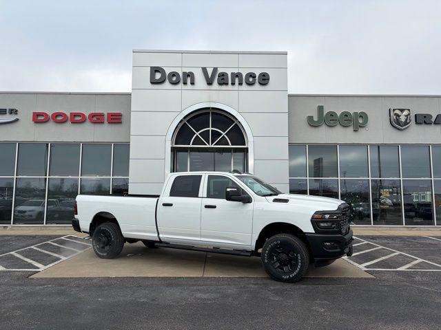 2026 RAM Ram 3500 RAM 3500 TRADESMAN CREW CAB 4X4 8 BOX