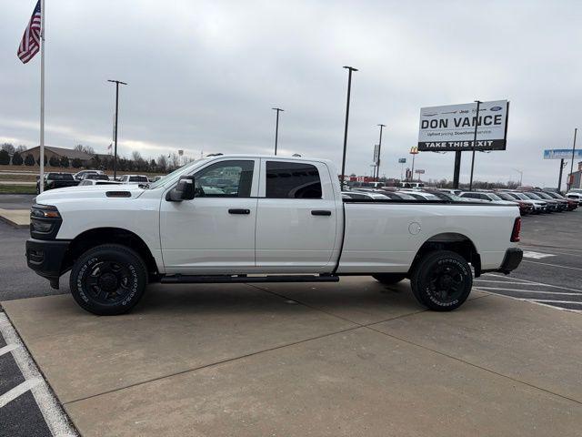 2026 RAM Ram 3500 RAM 3500 TRADESMAN CREW CAB 4X4 8 BOX