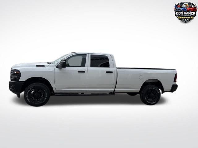 2026 RAM Ram 3500 RAM 3500 TRADESMAN CREW CAB 4X4 8 BOX