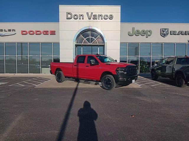 2026 RAM Ram 3500 RAM 3500 TRADESMAN CREW CAB 4X4 8 BOX