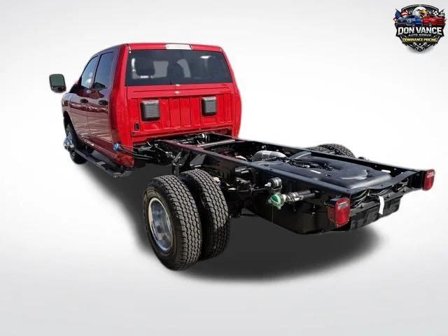 2026 RAM Ram 3500 Chassis Cab RAM 3500 TRADESMAN CREW CAB CHASSIS 4X4 60 CA