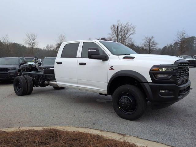 2026 RAM Ram 5500 Chassis Cab RAM 5500 TRADESMAN CHASSIS CREW CAB 4X4 84 CA