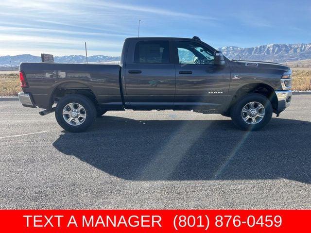 2026 RAM Ram 3500 RAM 3500 BIG HORN CREW CAB 4X4 64 BOX