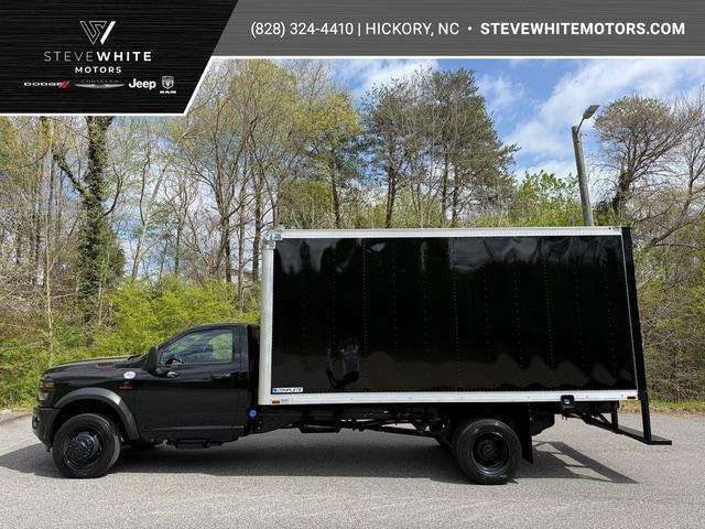 2026 RAM Ram 5500 Chassis Cab RAM 5500 TRADESMAN CHASSIS REGULAR CAB 4X2 120 CA