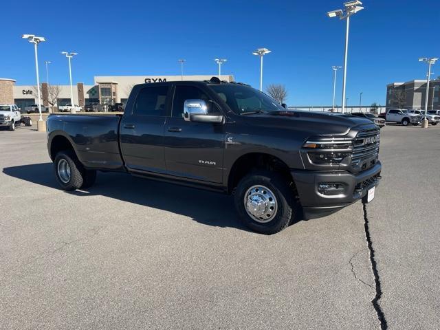 2026 RAM Ram 3500 RAM 3500 LARAMIE CREW CAB 4X4 8 BOX