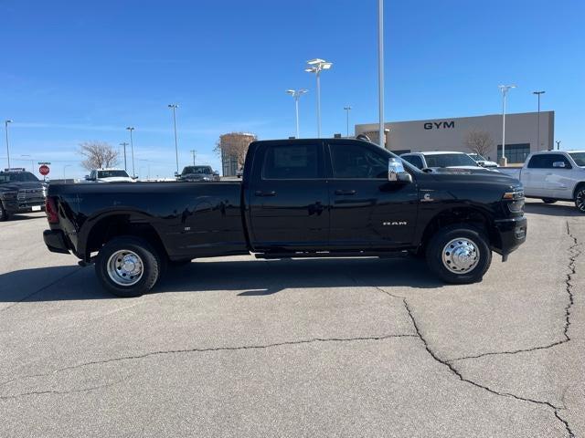 2026 Ram 3500 Laramie Crew Cab 4x4 8' Box