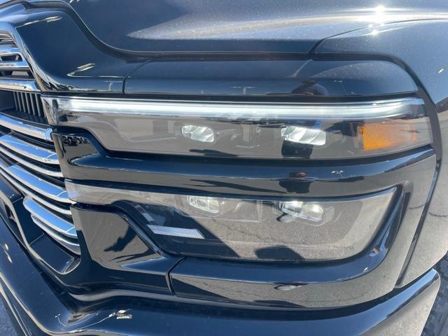 2026 Ram 3500 Laramie Crew Cab 4x4 8' Box