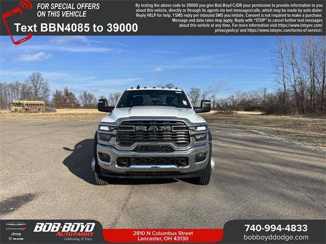 2026 RAM Ram 5500 Chassis Cab RAM 5500 TRADESMAN CHASSIS CREW CAB 4X4 84 CA