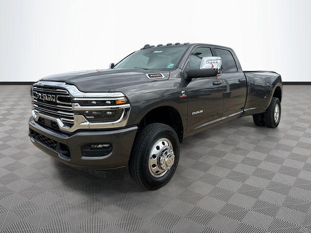 2026 RAM Ram 3500 RAM 3500 LARAMIE CREW CAB 4X4 8 BOX