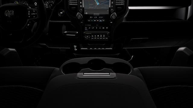 2026 RAM Ram 3500 RAM 3500 TRADESMAN CREW CAB 4X2 8 BOX