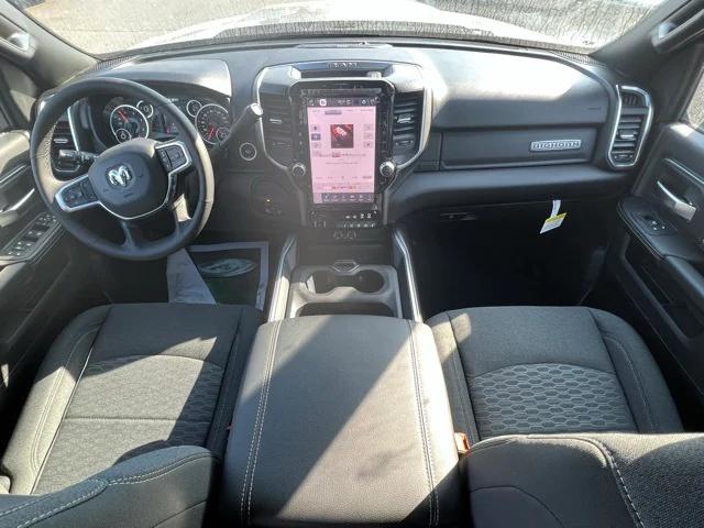 2026 RAM Ram 3500 RAM 3500 BIG HORN CREW CAB 4X4 8 BOX