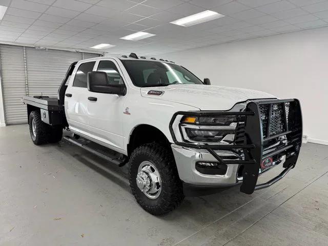 2026 RAM Ram 3500 Chassis Cab RAM 3500 TRADESMAN CREW CAB CHASSIS 4X4 60 CA 2026 RAM Ram 3500 Chassis Cab RAM 3500 TRADESMAN CREW CAB CHASSIS 4X4 60 CA