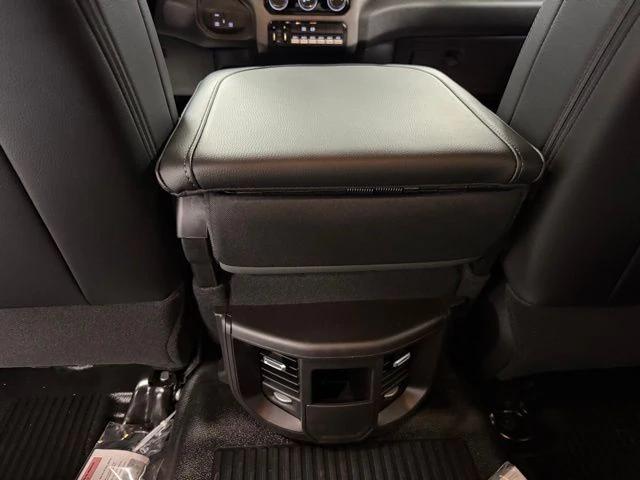 2026 Ram 3500 Chassis Cab Tradesman/Big Horn