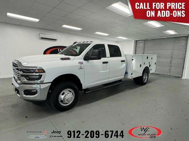 2026 RAM Ram 3500 Chassis Cab RAM 3500 TRADESMAN CREW CAB CHASSIS 4X4 60 CA