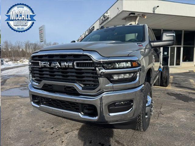 2026 RAM Ram 3500 Chassis Cab RAM 3500 TRADESMAN CHASSIS REGULAR CAB 4X4 60 CA