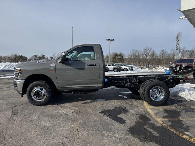 2026 RAM Ram 3500 Chassis Cab RAM 3500 TRADESMAN CHASSIS REGULAR CAB 4X4 60 CA