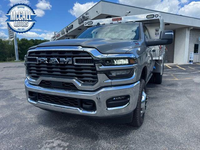 2026 RAM Ram 3500 Chassis Cab RAM 3500 TRADESMAN CHASSIS REGULAR CAB 4X4 60 CA 2026 RAM Ram 3500 Chassis Cab RAM 3500 TRADESMAN CHASSIS REGULAR CAB 4X4 60 CA