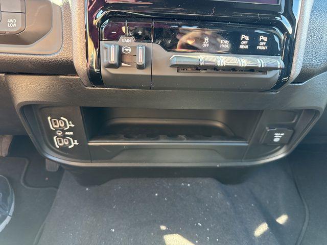 2026 Ram 2500 Tradesman Crew Cab 4x4 6'4" Box