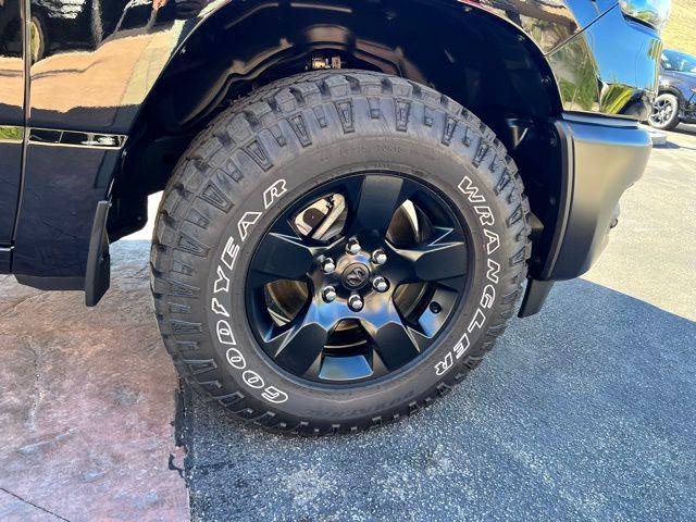 2026 Ram 1500 Warlock Crew Cab 4x4 5'7" Box