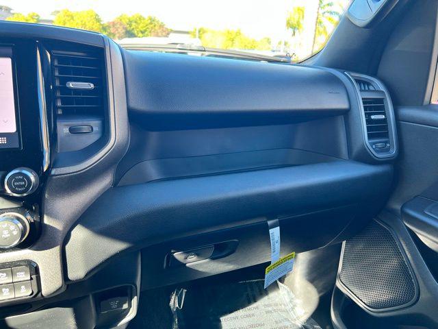 2026 Ram 1500 Warlock Crew Cab 4x4 5'7" Box