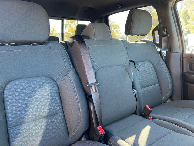 2026 Ram 1500 Warlock Crew Cab 4x4 5'7" Box