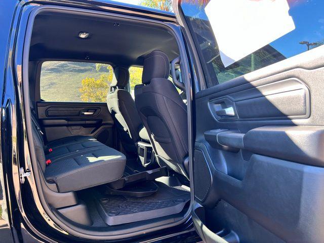 2026 Ram 1500 Warlock Crew Cab 4x4 5'7" Box