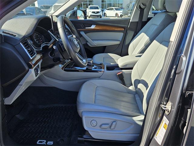2024 Audi Q5 Premium 40 TFSI quattro S tronic