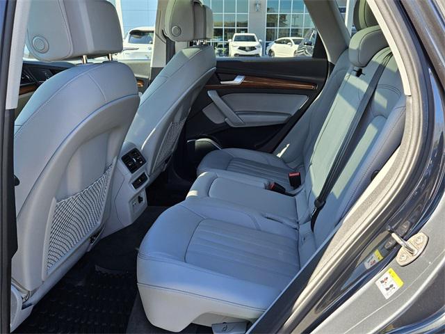 2024 Audi Q5 Premium 40 TFSI quattro S tronic