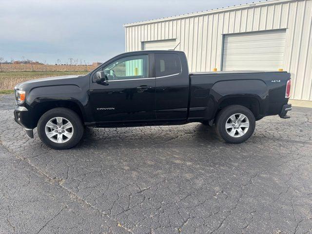 2017 GMC Canyon SLE 2017 GMC Canyon SLE