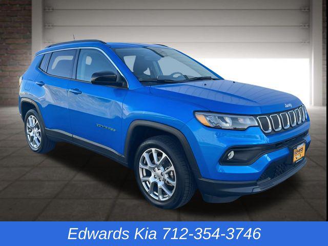 2022 Jeep Compass Latitude Lux 4x4