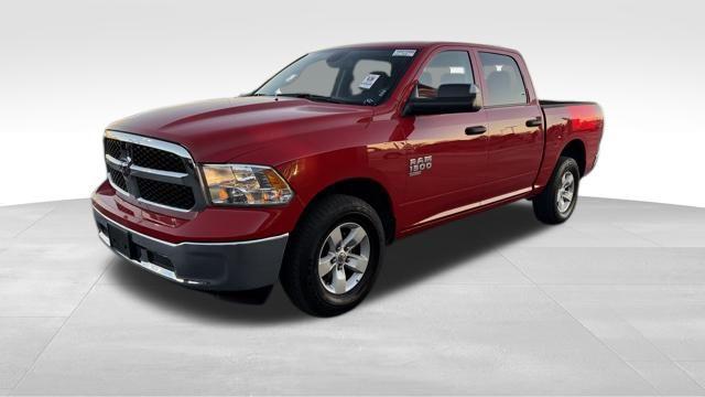 2023 RAM 1500 Classic SLT Crew Cab 4x4 57 Box
