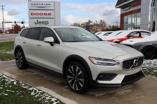 2021 Volvo V60 Cross Country T5 2021 Volvo V60 Cross Country T5